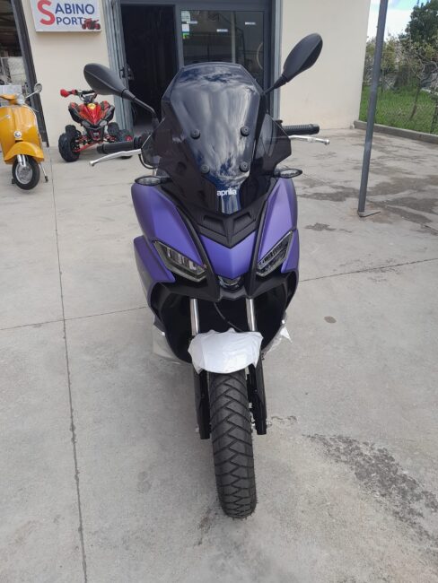 Scooter APRILIA SR GT , cilindrata 125 cc.