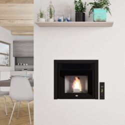 inserto a pellet 11 kw eva calor modello leonardo 11 kw