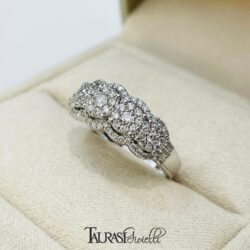 Eleganza senza tempo – Anello in oro bianco e diamanti