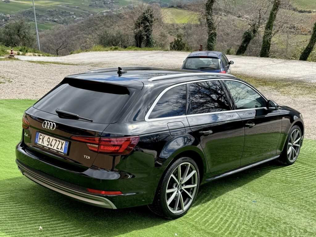 Audi A4 Avant 2.0 TDI 190 CV S tronic S line - Image 5