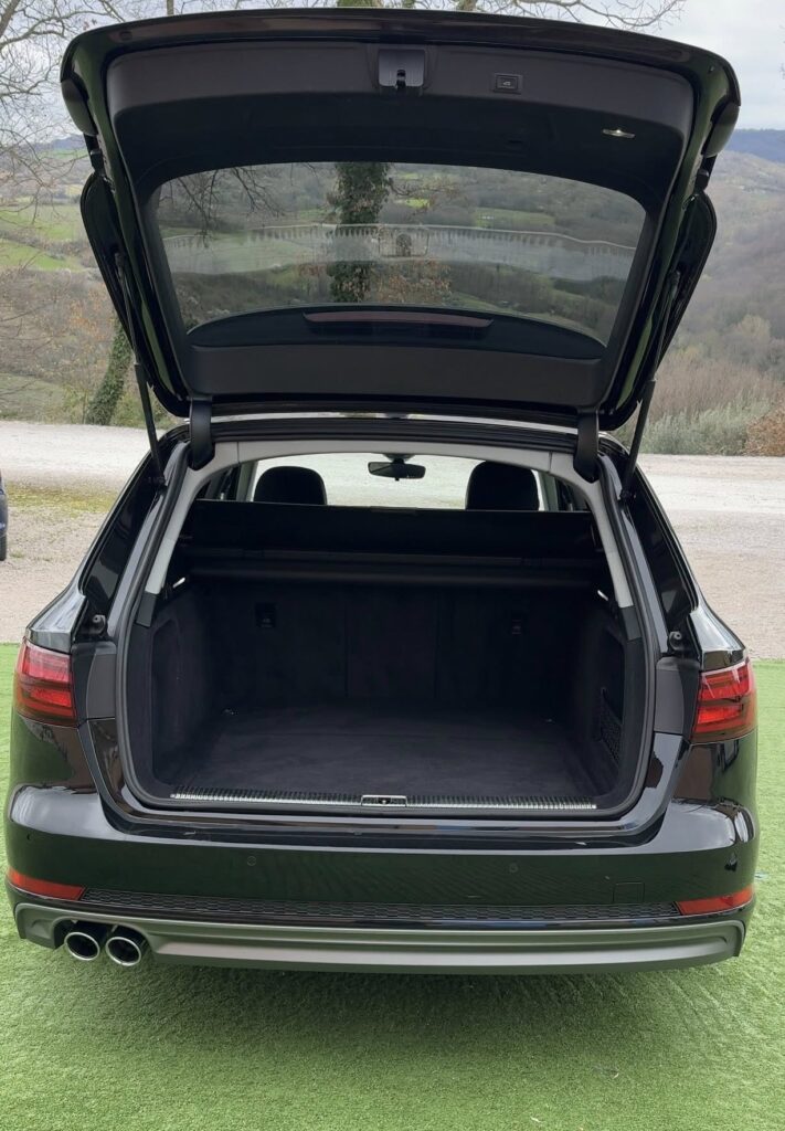 Audi A4 Avant 2.0 TDI 190 CV S tronic S line - Image 8