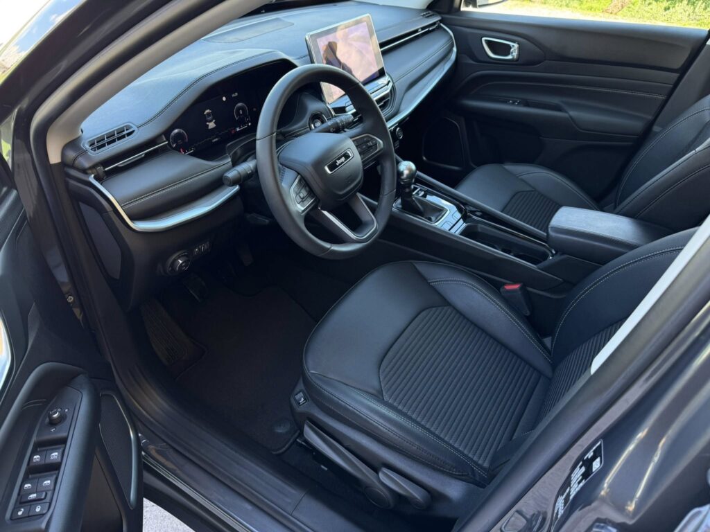 Jeep Compass 1.6 Multijet II 2WD Limited - Image 10