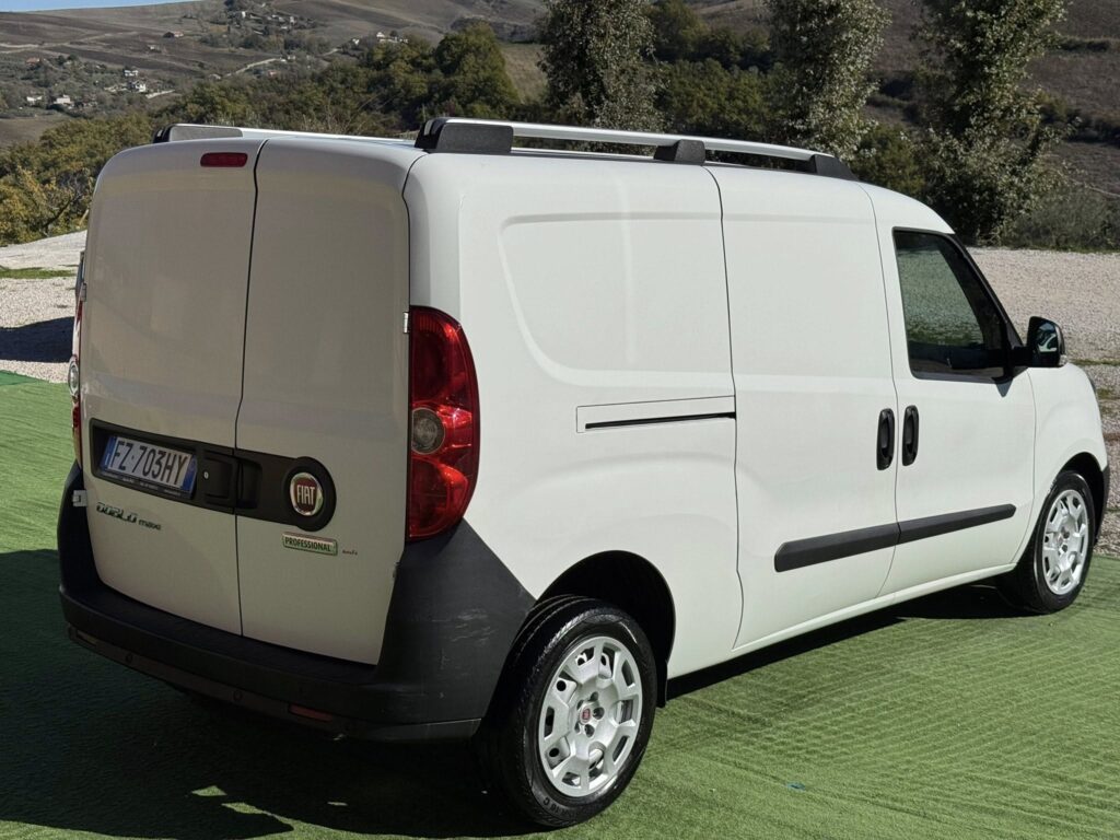 Fiat Doblò 1.6 MJT 105CV MAXI SX 3 posti - Image 4