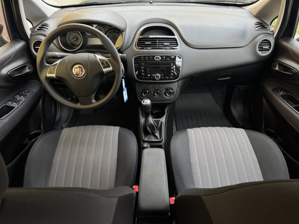 Fiat Punto 1.3 MJT II S&S 95 CV 5 porte Street - Image 10