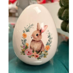 uovo ceramica decoro coniglio c/rose da appoggio