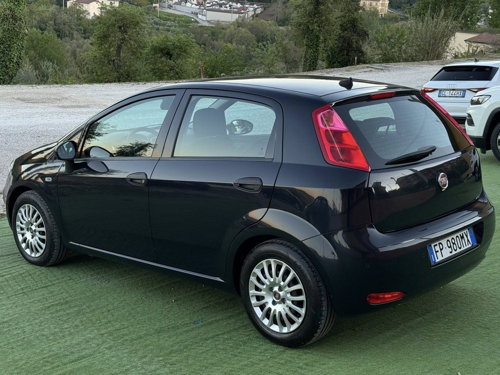Fiat Punto 1.3 mjet 95 cv 5 porte - Image 7