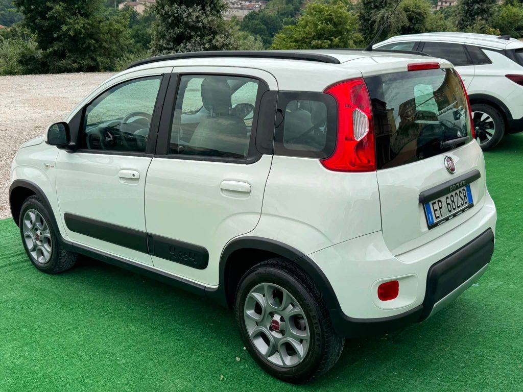 Fiat Panda 1.3 MJT 4X4 - 5 posti 75 CV - Image 5