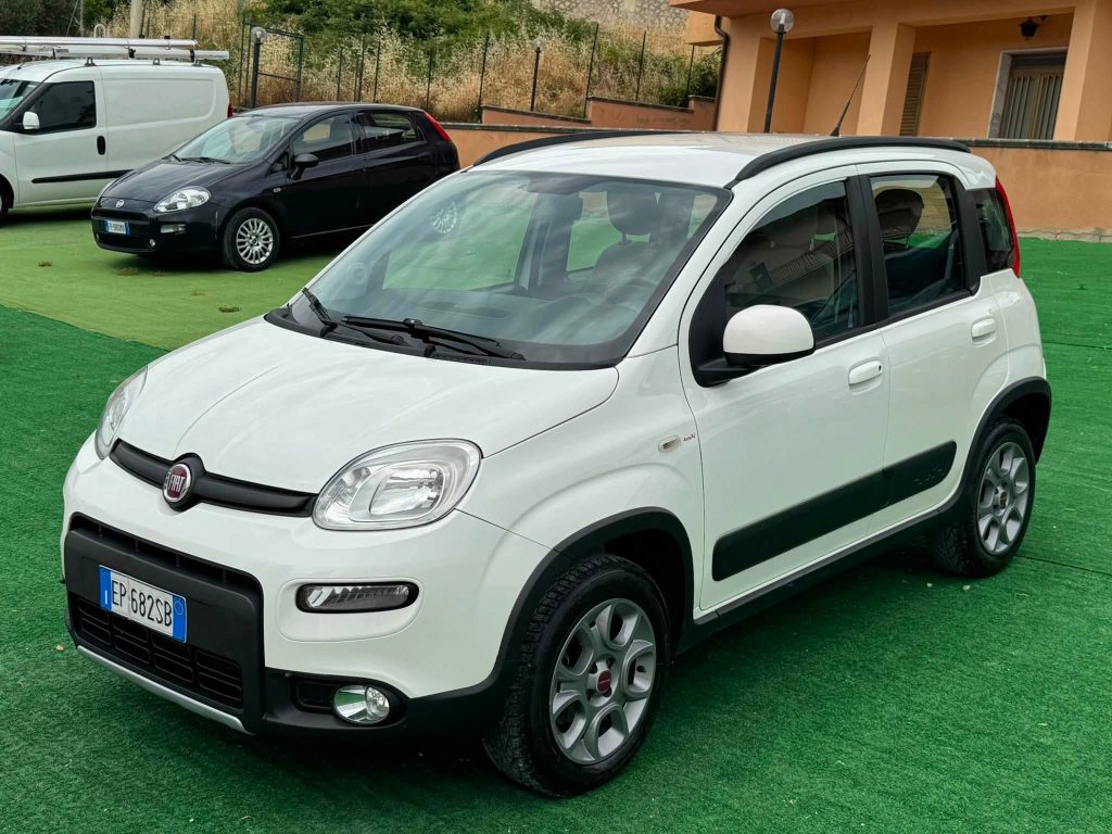Fiat Panda 1.3 MJT 4X4 - 5 posti 75 CV - Image 3